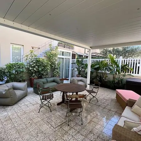 Apartment Casa Di Giugiu Viareggio